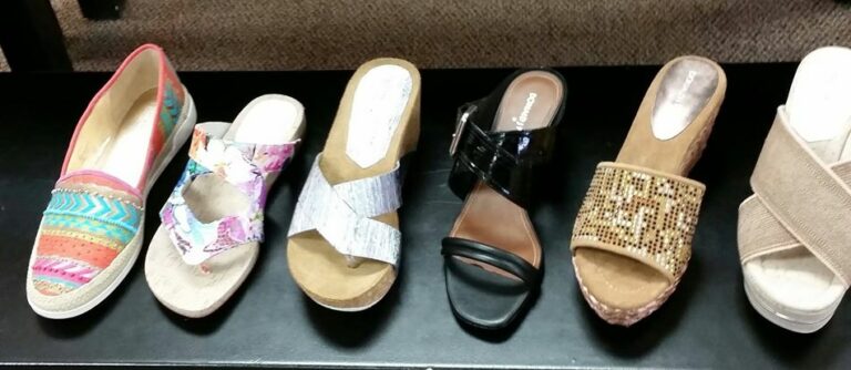 40% Off Donald Pliner – J. Winston